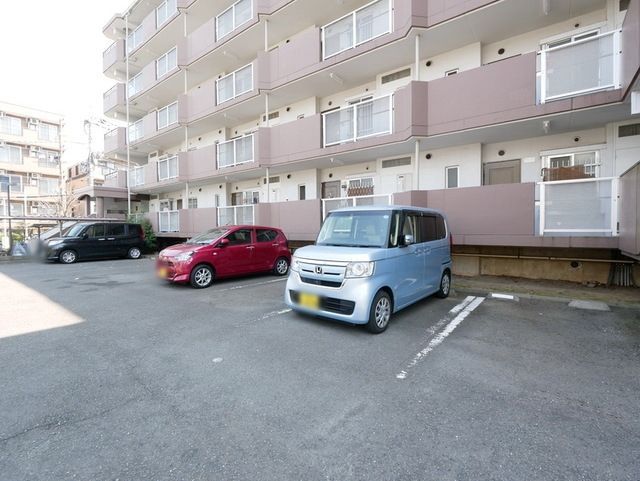 駐車場　★お部屋探しは、タウンハウジング多摩センター店へ★