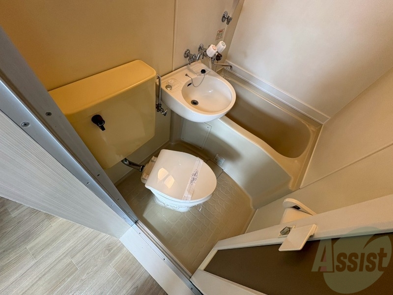 トイレ　こちらはトイレです。清潔感があり、安心して使用できます。