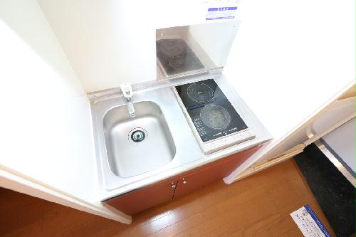 キッチン　２口コンロ付きラジエントヒータを設置
