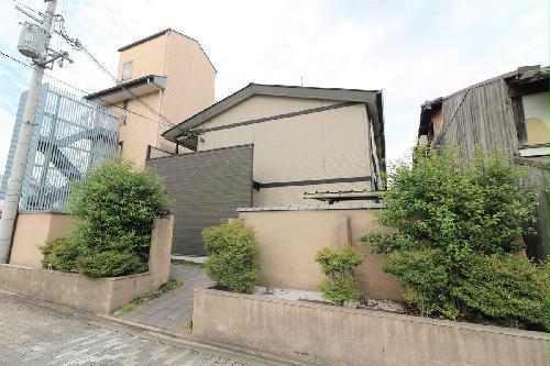 建物外観　鴨川通り沿いに面した京都を満喫出来る好立地な物件！