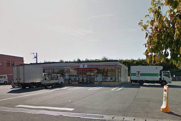 コンビニ　セブンイレブン 福知山前田店（コンビニ）まで615m