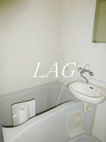 バス・シャワールーム　お風呂です。