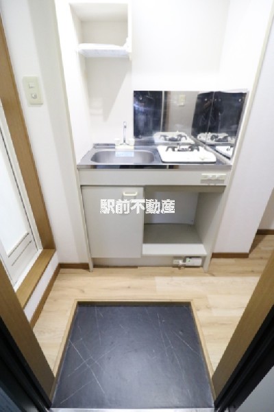 玄関　※同マンション別部屋