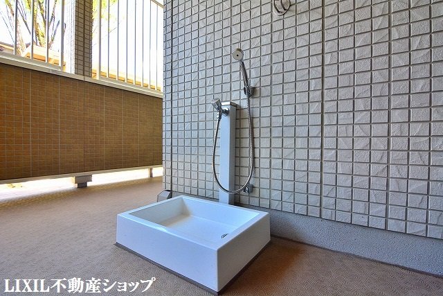 その他共有部分　敷地内にペット足洗い場があります。