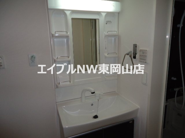洗面設備　洗髪洗面化粧台