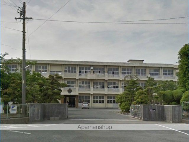中学校　浜松市立北浜中学校（中学校）まで1000m