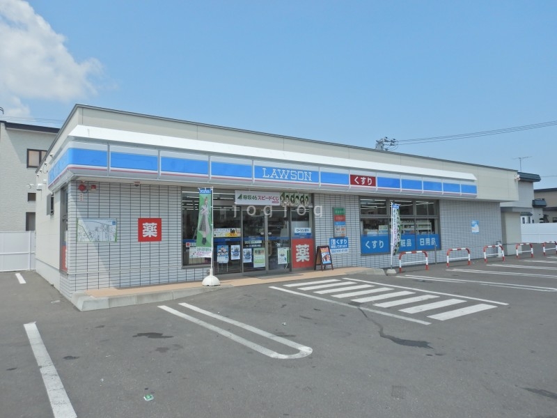 コンビニ　ローソン旭川東4条店（コンビニ）まで150m