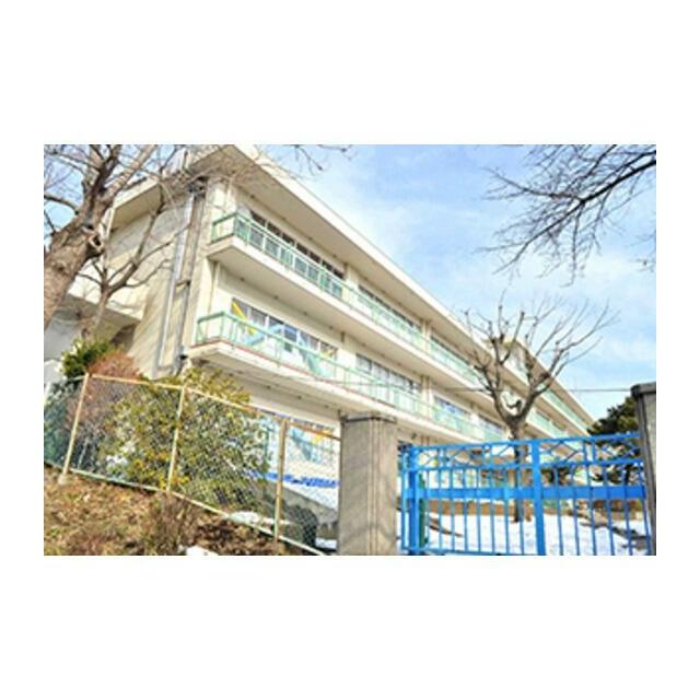 小学校　町田市立町田第四小学校（小学校）まで693m