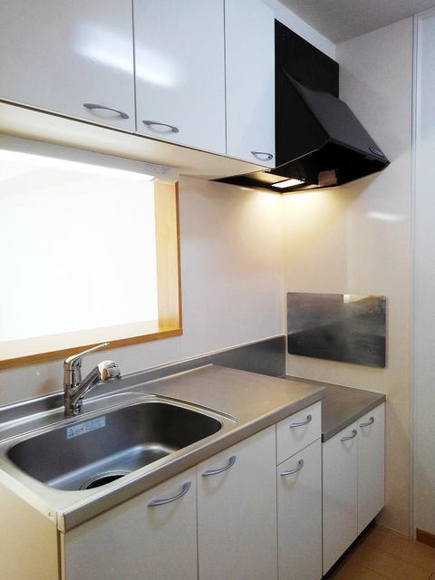 キッチン　※写真は同タイプ別部屋のものです。
