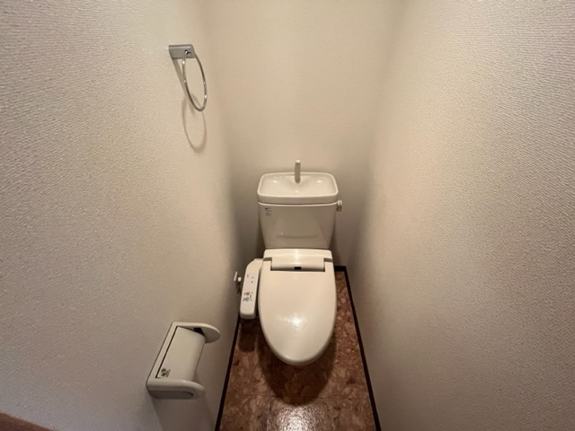 トイレ　※同施工会社のイメージ写真※