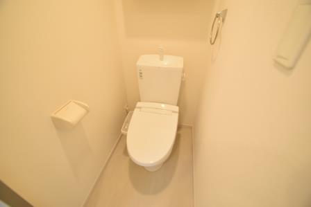 トイレ　コンパクトで使いやすいトイレです