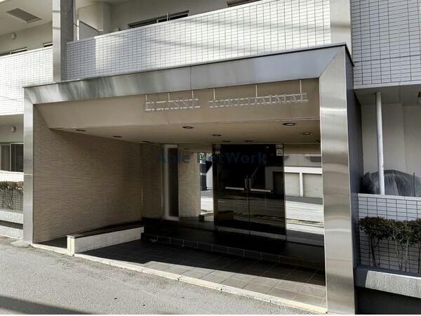 エントランス　エントランス部分