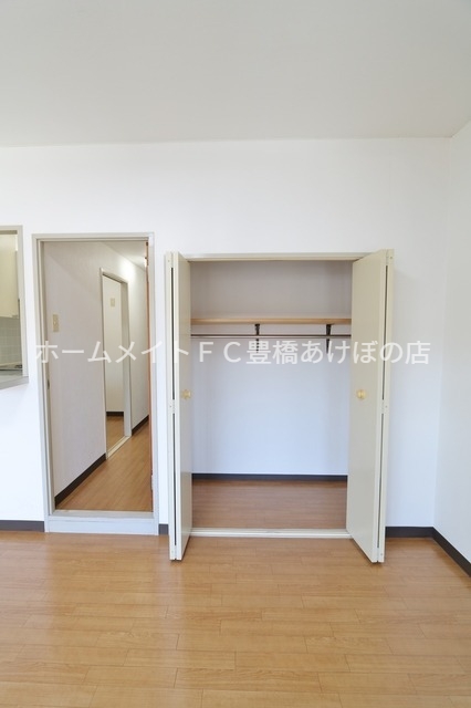 収納　同型別部屋写真（反転）