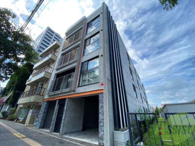 建物外観　札幌市中央区北１条西「シャトーライフ近代美術館前１」