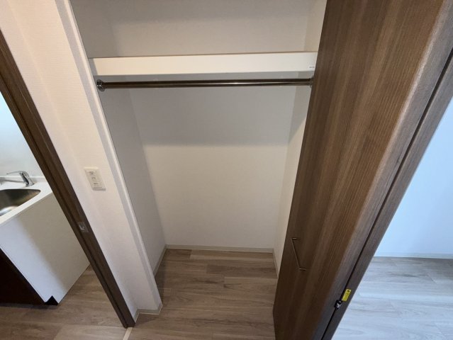 収納　同物件別部屋写真