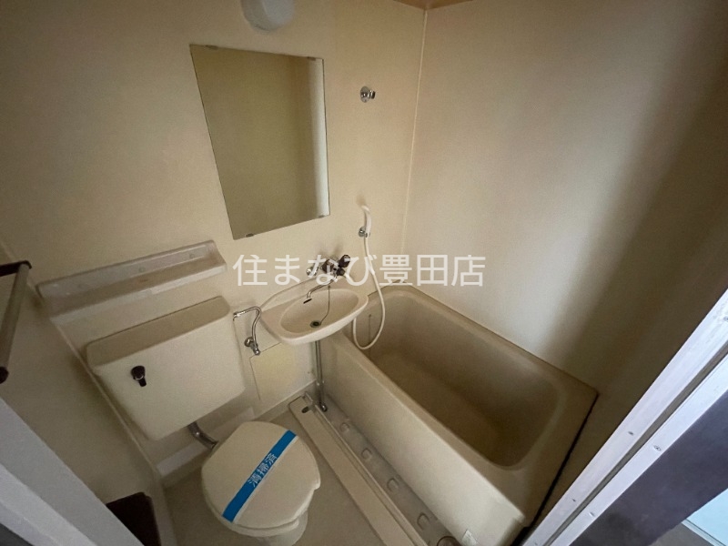 バス・シャワールーム　同型別部屋写真