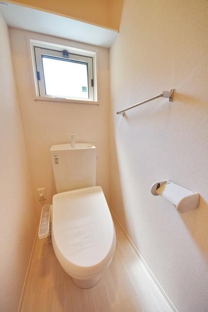 トイレ　※別部屋参考写真※