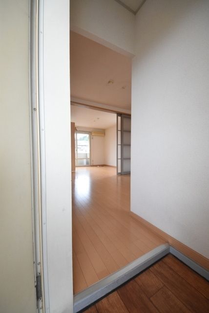 玄関　★お部屋探しは株式会社タウンハウジング東京まで★
