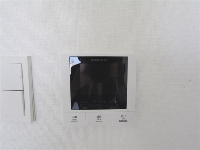 セキュリティ　TVモニター付インターホン完備