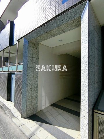 エントランス　管理の行き届いたエントラスです♪