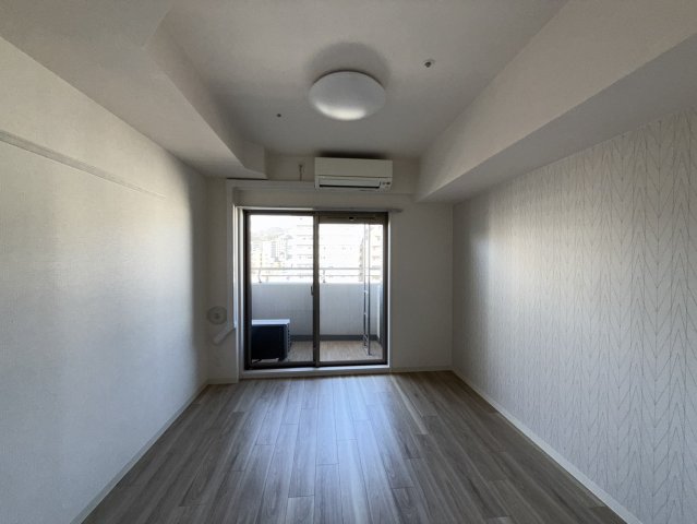 居室・リビング　同物件別部屋写真