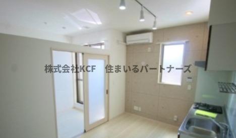 居室・リビング　ゆったり過ごせる居間です