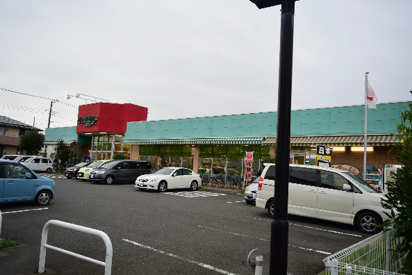 スーパー　しまむらストアー中原御殿店（スーパー）まで557m