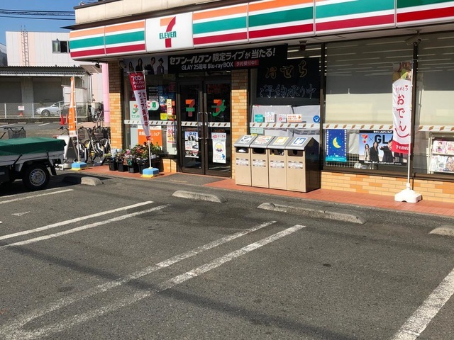 コンビニ　セブンイレブン川崎久末店（コンビニ）まで437m