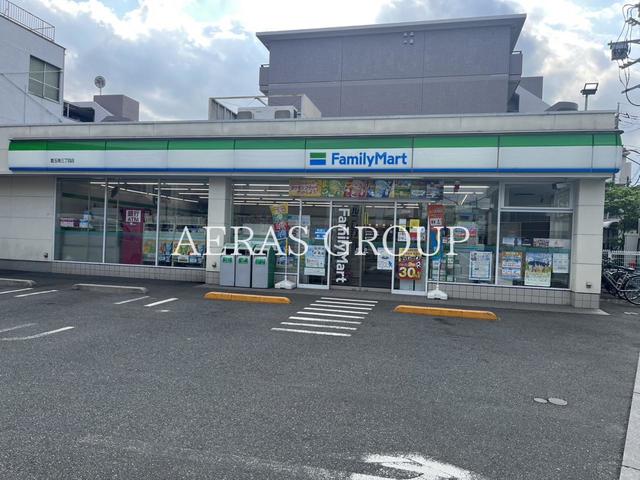 コンビニ　ファミリーマート 豊玉南三丁目店（コンビニ）まで384m