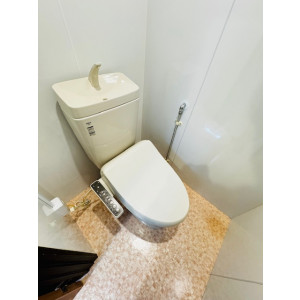 トイレ　落ち着いたトイレです