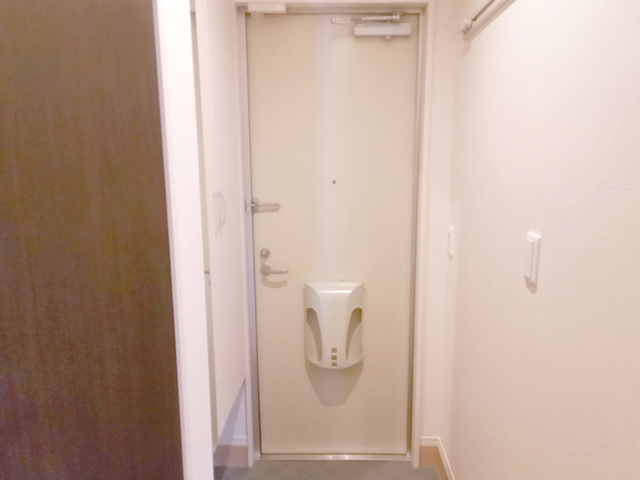 玄関　玄関