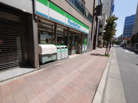 コンビニ　ファミリーマートお茶の水店（コンビニ）まで154m
