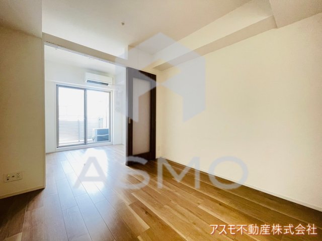 居室・リビング　同マンション別部屋　参考