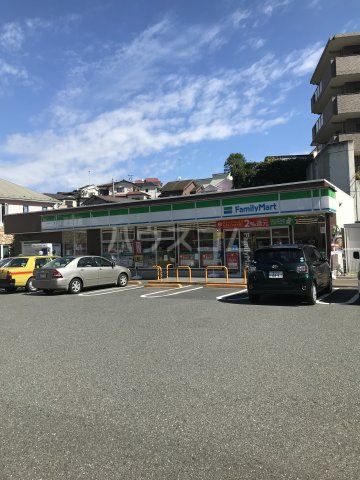 コンビニ　ファミリーマート下永谷店（コンビニ）まで510m