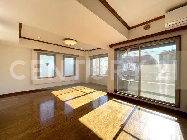居室・リビング　※他のお部屋の写真です。