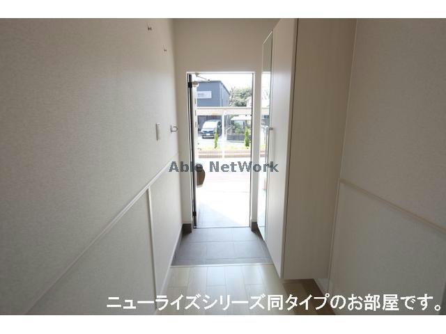 玄関　※管理会社写真参照