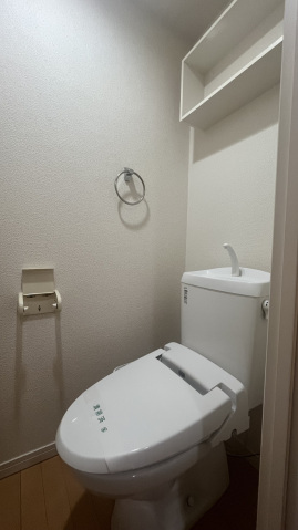 トイレ　※同タイプ別部屋参考写真