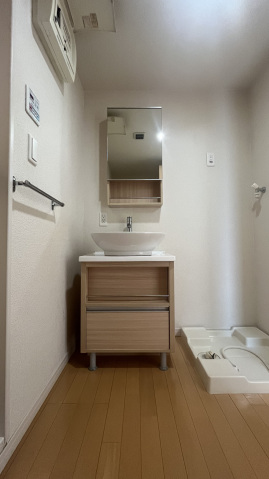 洗面設備　※同タイプ別部屋参考写真