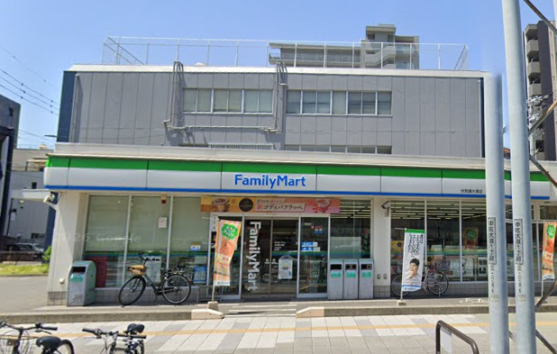 コンビニ　ファミリーマート 伏見通大須店（コンビニ）まで165m