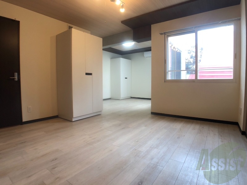 居室・リビング　広くてキレイなお部屋が広がっていて、充実した生活が送れそう。