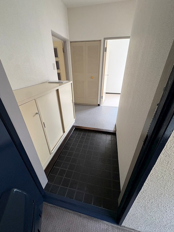 玄関　別部屋参照