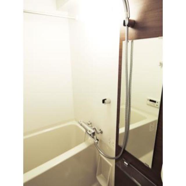 バス・シャワールーム　※写真は同タイプ住戸です。