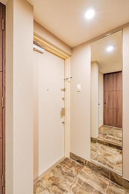 玄関　※参考写真※