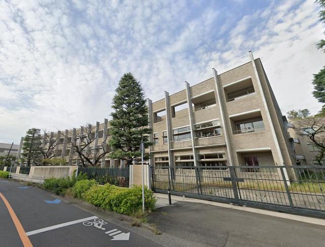 中学校　私立カリタス女子中学校（中学校）まで649m