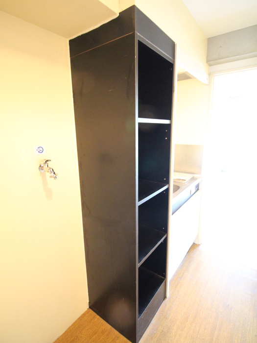 玄関　※別のお部屋の写真になります。
