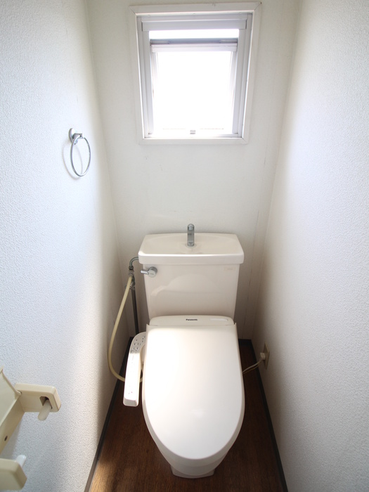 トイレ　※別のお部屋の写真になります。
