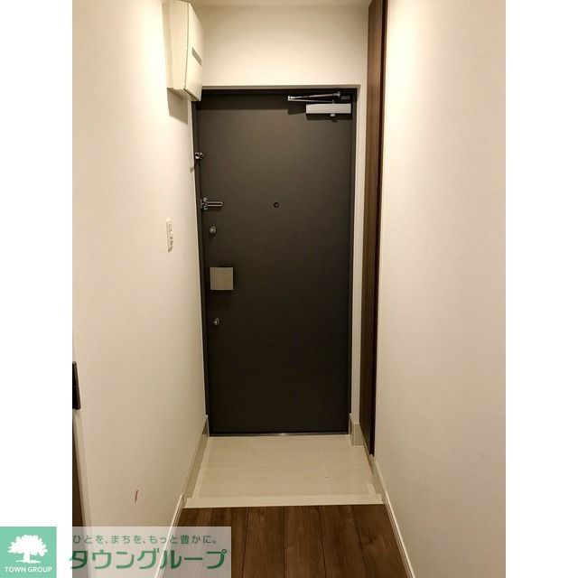 玄関　同タイプ・別部屋画像