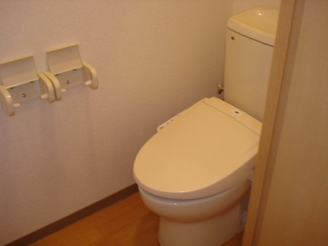トイレ　シャワー付トイレ