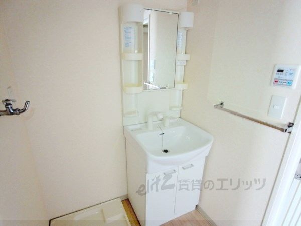 洗面設備　洗面所