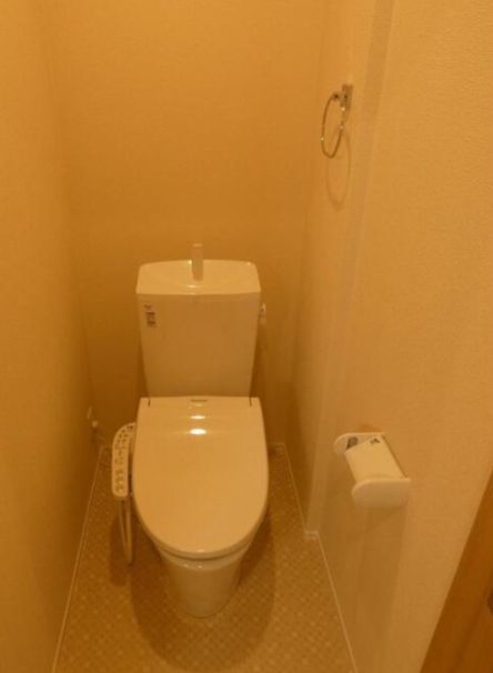 トイレ　ゆったりとした空間のトイレです